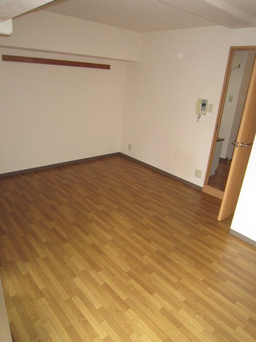 物件内観写真16　(居室)