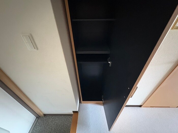 物件内観写真16　(靴箱)