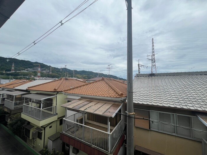 物件内観写真20　(室内からの展望)