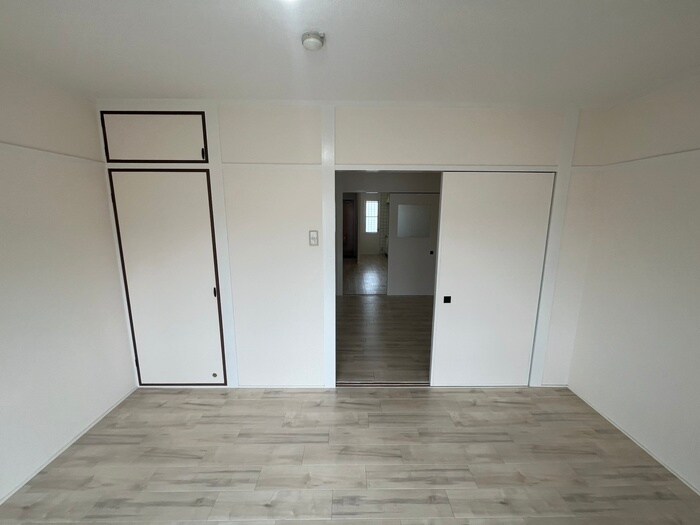 物件内観写真22　(居室)