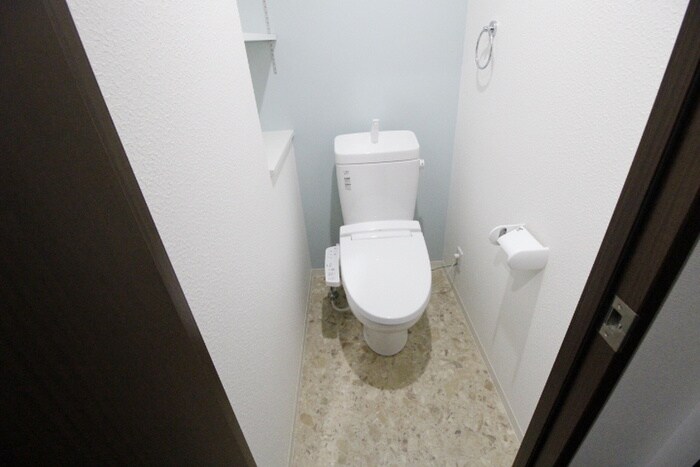 物件内観写真11　(トイレ)