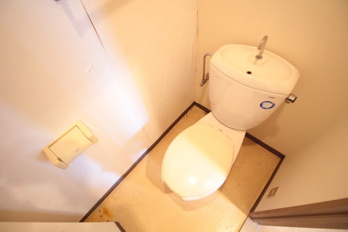 物件内観写真11　(トイレ)