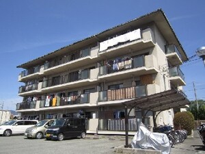 尾勝山ハイツ外観写真