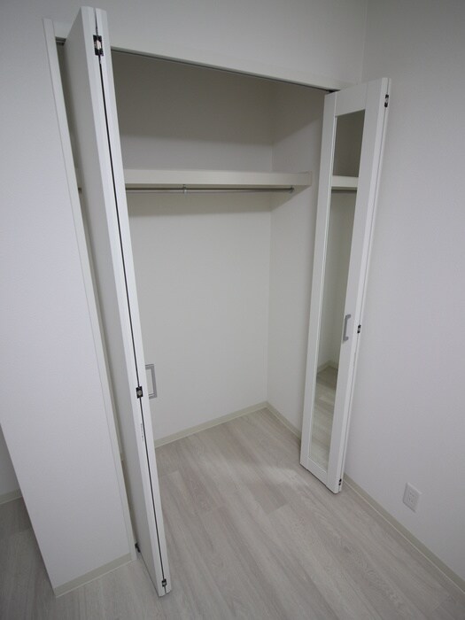 物件内観写真13　(収納)