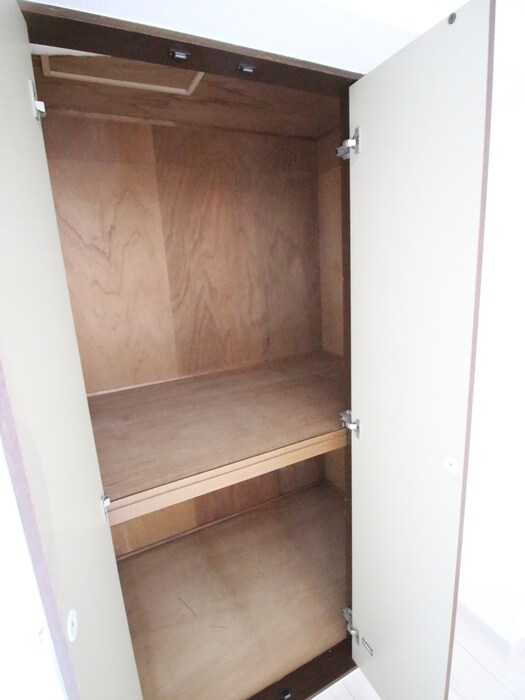 物件内観写真15　(収納)