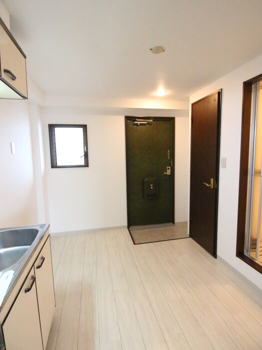 物件内観写真19　(廊下)