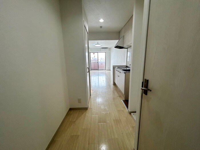 物件内観写真9　(廊下)