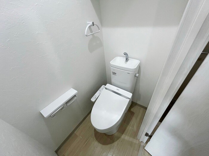 物件内観写真10　(トイレ)