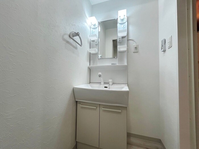 物件内観写真13　(洗面)