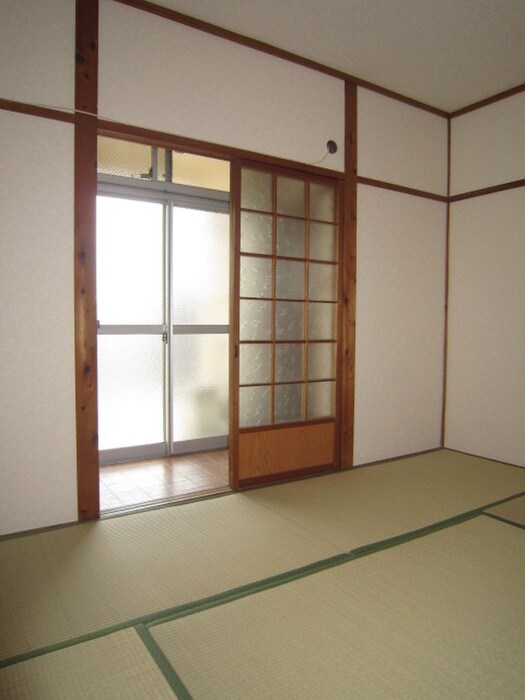 物件内観写真9　(居室)