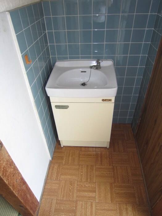 物件内観写真12　(洗面)