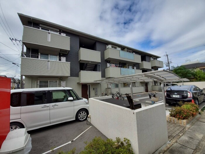 物件外観写真1　(外観写真)