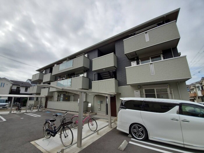 物件外観写真2　(外観写真)