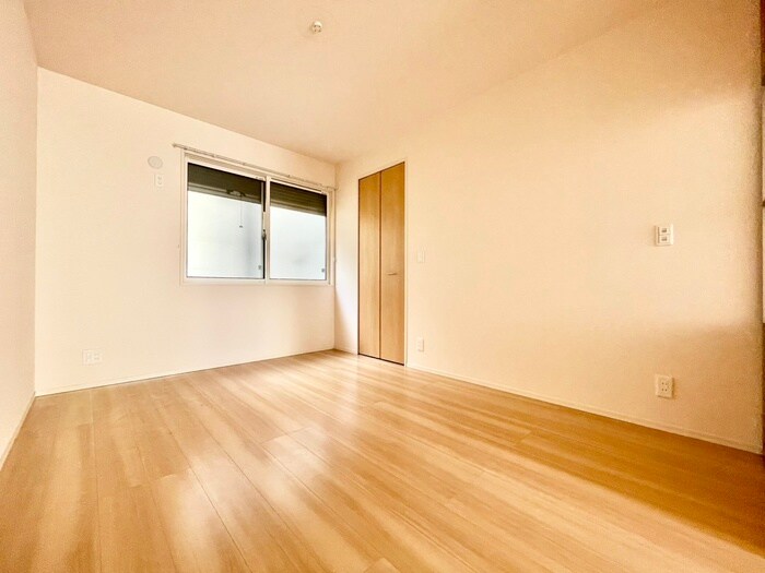 物件内観写真10　(居室)