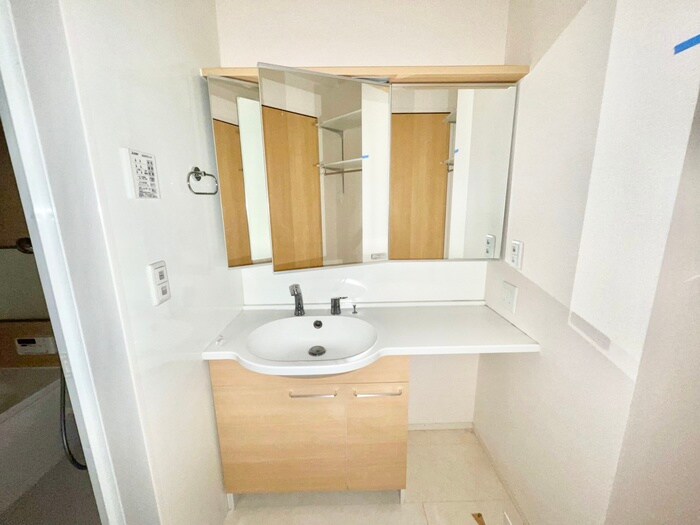 物件内観写真14　(洗面)