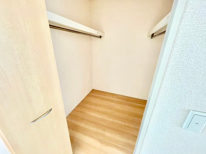 物件内観写真17　(収納)
