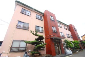 ファミリ－ハイツ喜里川外観写真