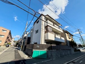 ハイツ岡田外観写真