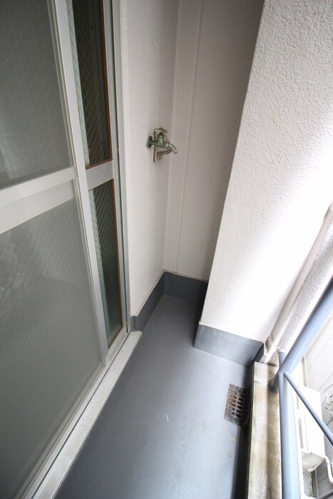 物件内観写真15　(洗濯機置場)