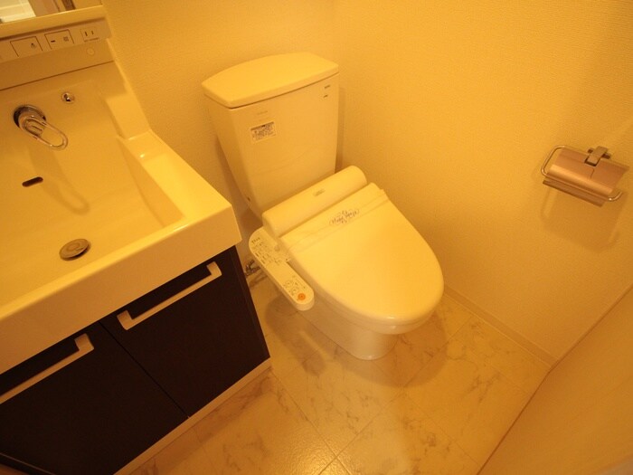 物件内観写真11　(トイレ)