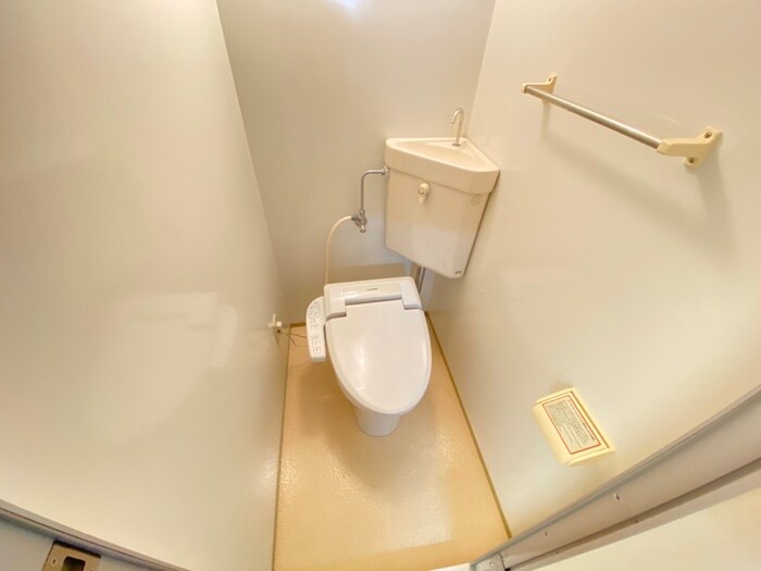 物件内観写真12　(トイレ)