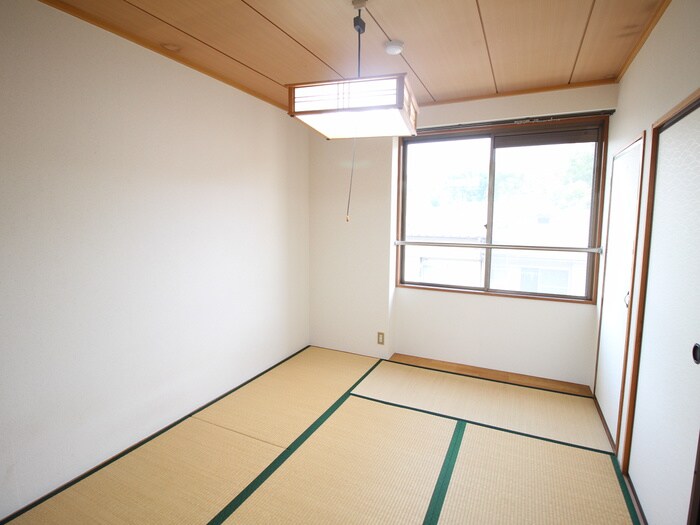 物件内観写真16　(居室)