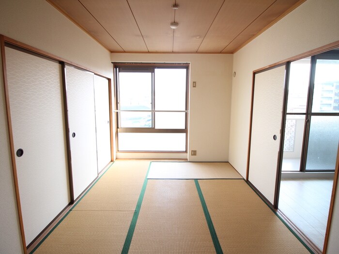 物件内観写真18　(居室)