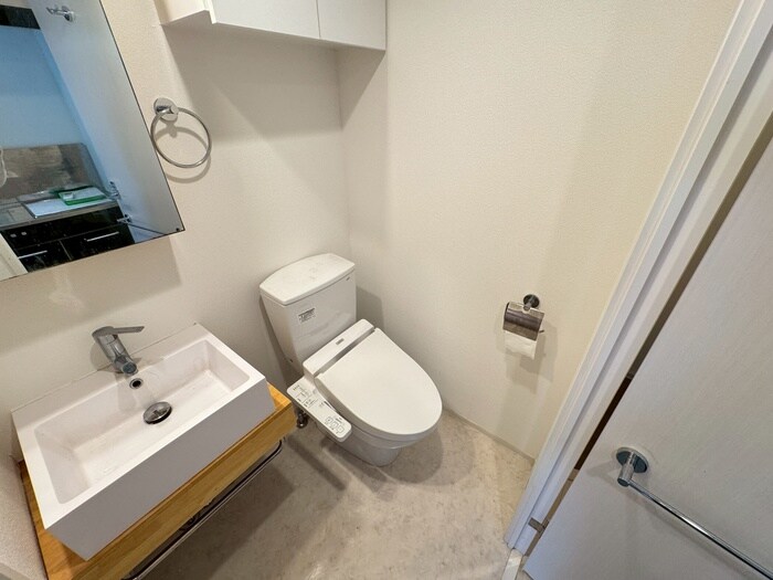 物件内観写真11　(トイレ)