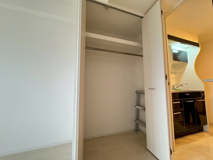 物件内観写真16　(収納)