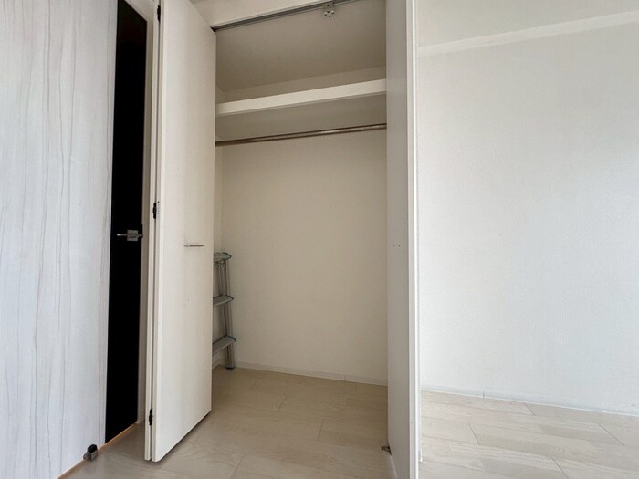 物件内観写真16　(収納)