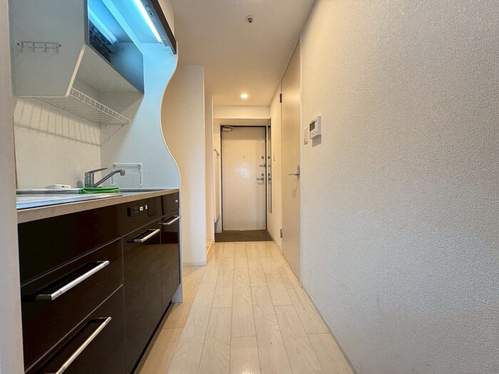 物件内観写真18　(廊下)