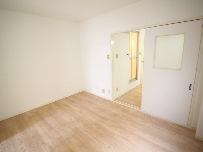 物件内観写真13　(居室)