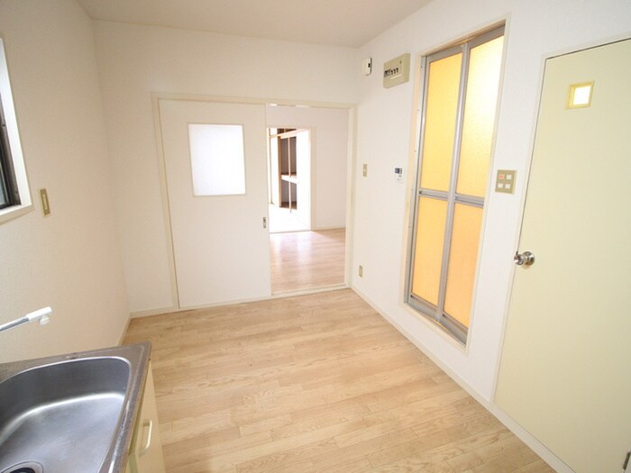 物件内観写真15　(居室)