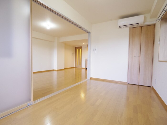 物件内観写真16　(居室)