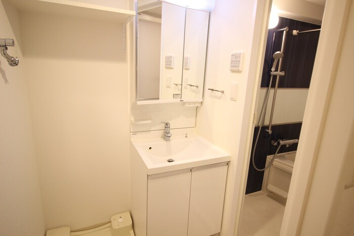 物件内観写真10　(洗面)