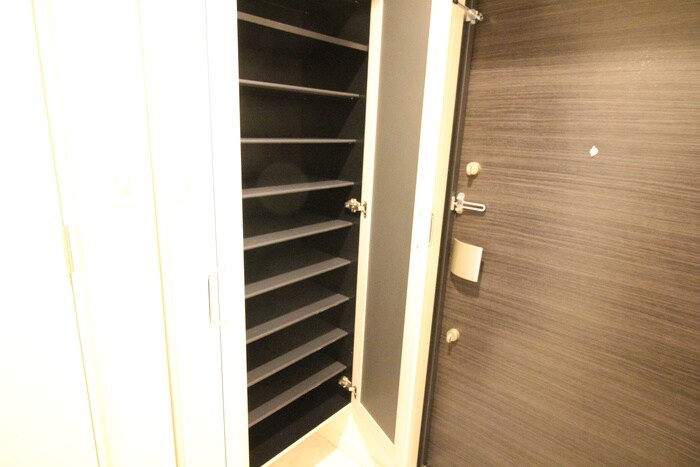 物件内観写真14　(靴箱)