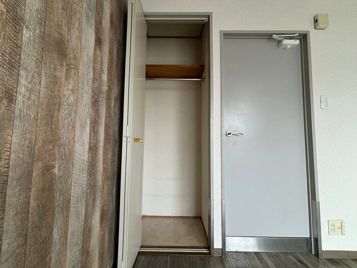 物件内観写真13　(収納)