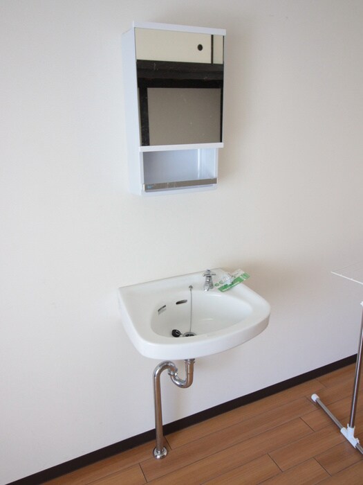 物件内観写真9　(洗面)