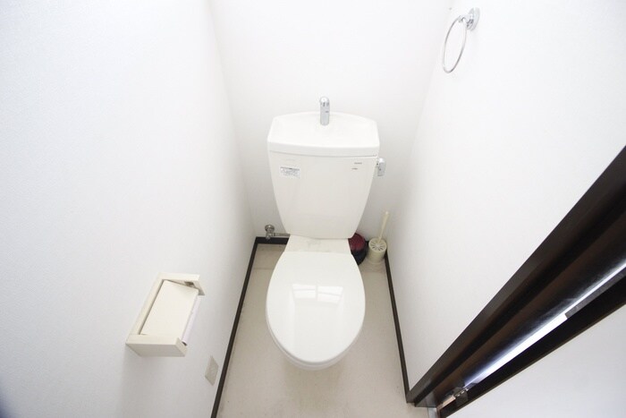 物件内観写真14　(トイレ)