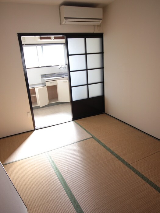 物件内観写真18　(居室)