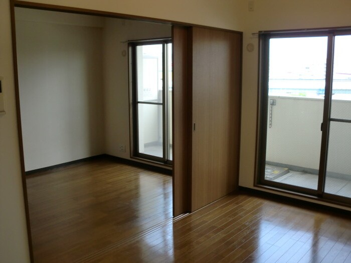 物件内観写真15　(居室)