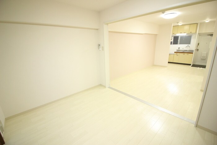 物件内観写真15　(居室)