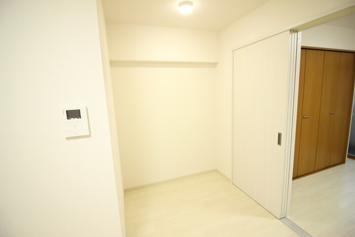 物件内観写真22　(居室)