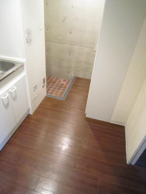 物件内観写真6　(廊下)