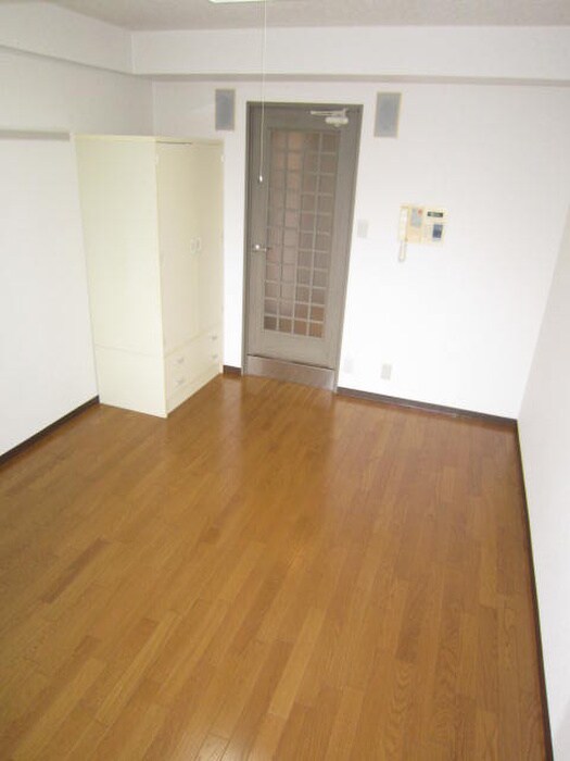 物件内観写真6　(居室)