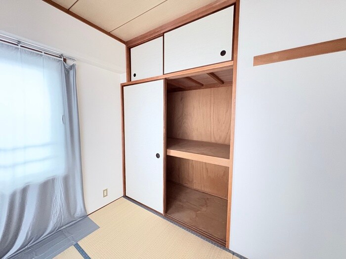 物件内観写真11　(収納)