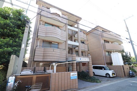 プレアール崇徳院外観写真