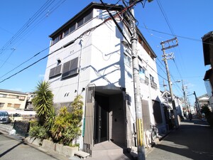 高野マンション外観写真
