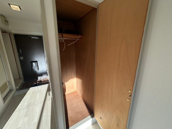 物件内観写真15　(収納)