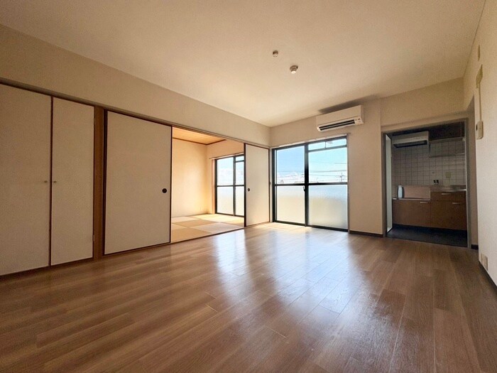 物件内観写真8　(居室)